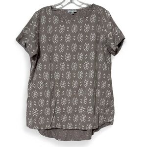 Elegant Gray Patterned Blouse